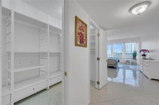 4020 Galt Ocean Drive 1807, Fort Lauderdale, FL 33308
