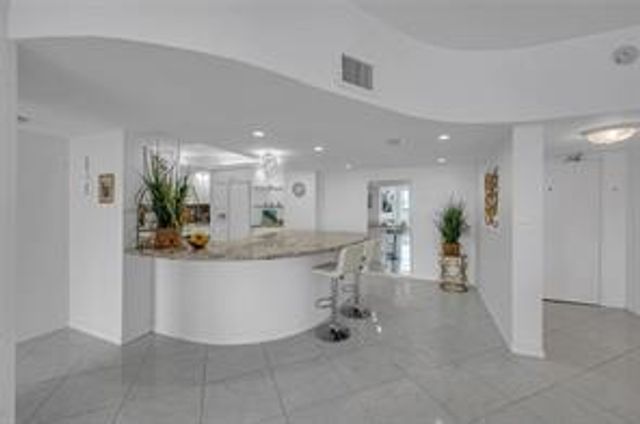 4020 Galt Ocean Drive 1807, Fort Lauderdale, FL 33308