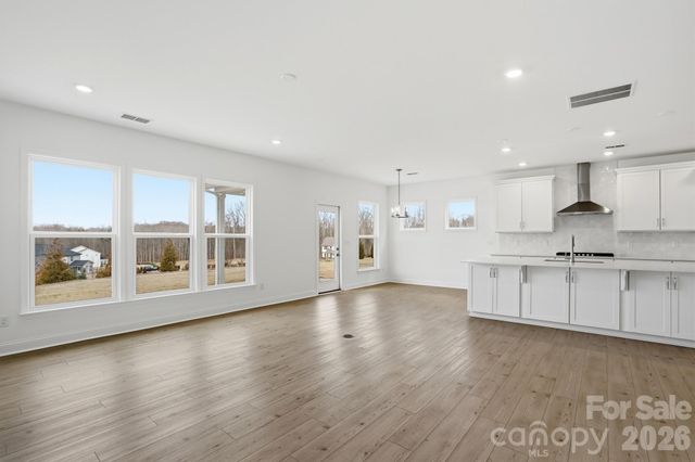 1011 High Bluff Point, Waxhaw, NC 28173