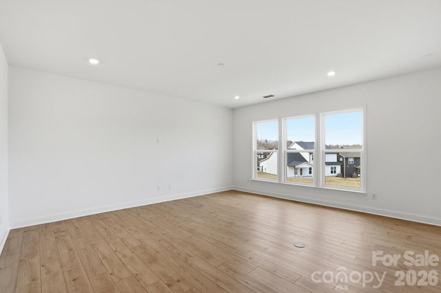 1011 High Bluff Point, Waxhaw, NC 28173