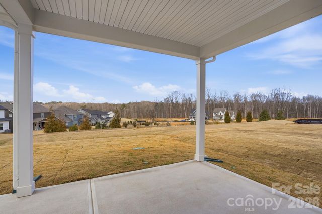 1011 High Bluff Point, Waxhaw, NC 28173
