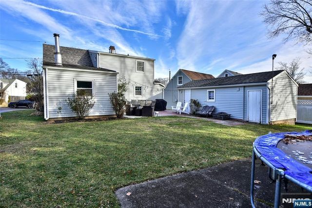 20 Charles Terrace, Waldwick, NJ 07463