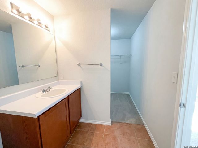 10906 Rosin Jaw, San Antonio, TX 78245