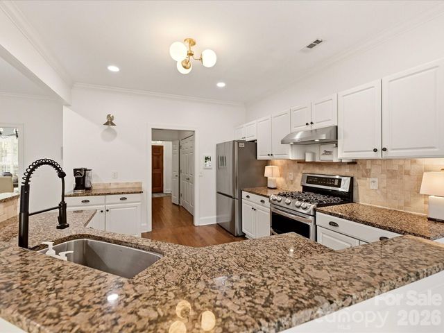 809 Celbridge Court, Charlotte, NC 28270