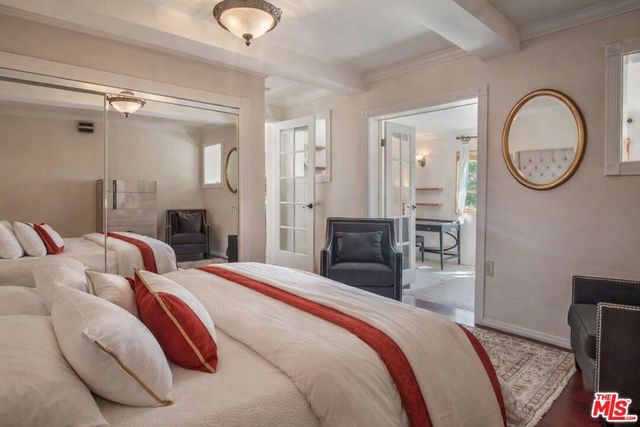 8298 Presson Place, Los Angeles, CA 90069