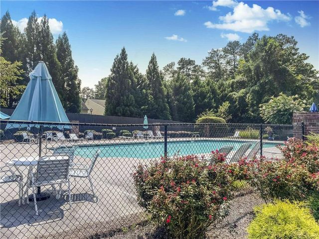 4682 Liberty Square Drive, Acworth, GA 30101