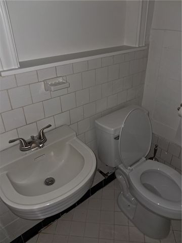 600 Boyett Street 604, College Station, TX 77840