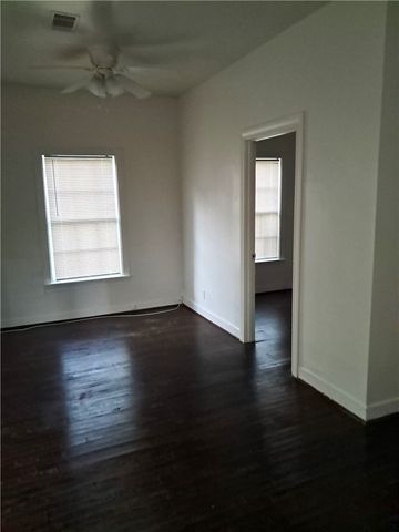 600 Boyett Street 604, College Station, TX 77840