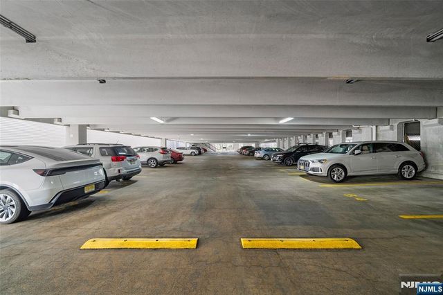 1121 Riverview Avenue 121, Englewood, NJ 07631