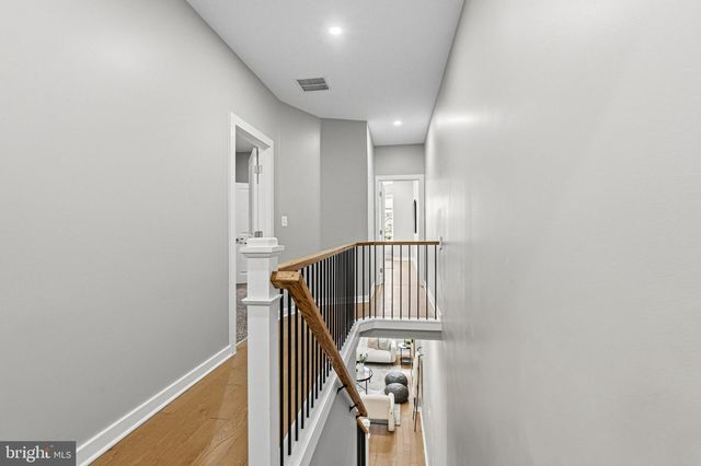2906 CLIFTON AVE, Baltimore, MD 21216