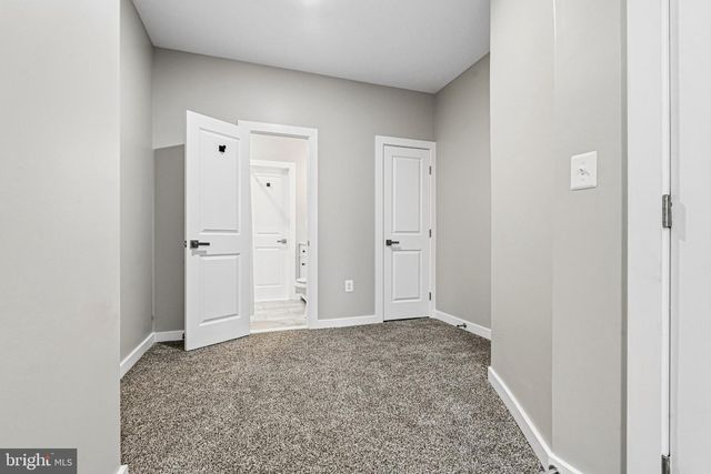 2906 CLIFTON AVE, Baltimore, MD 21216