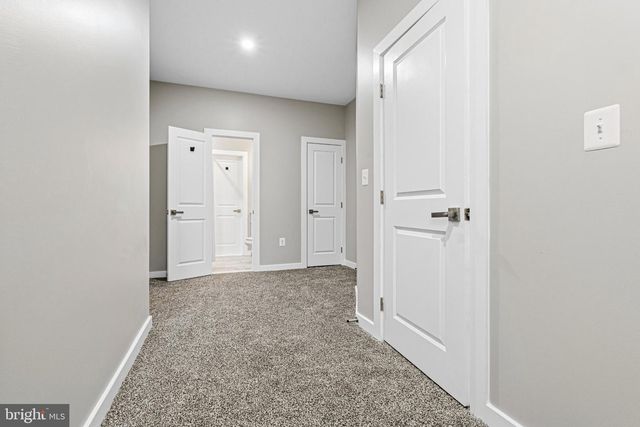 2906 CLIFTON AVE, Baltimore, MD 21216