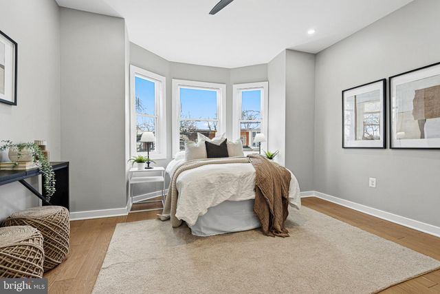 2906 CLIFTON AVE, Baltimore, MD 21216
