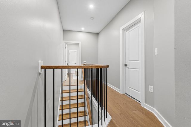 2906 CLIFTON AVE, Baltimore, MD 21216