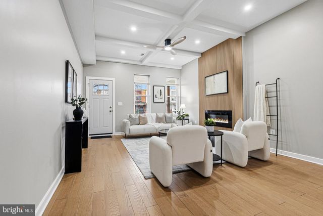 2906 CLIFTON AVE, Baltimore, MD 21216