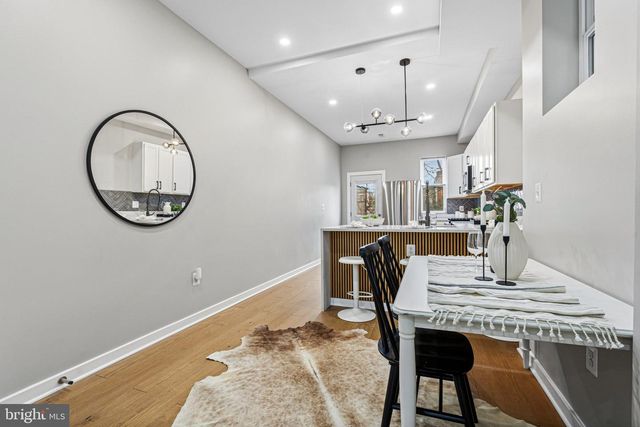 2906 CLIFTON AVE, Baltimore, MD 21216