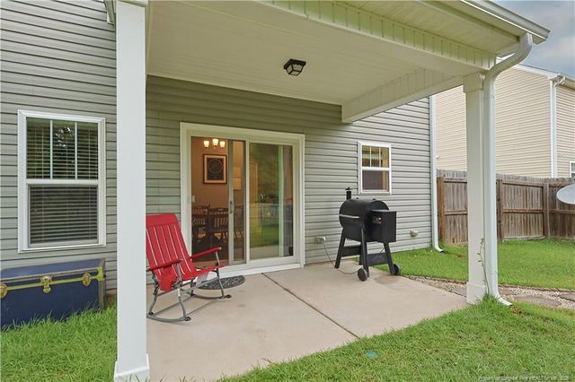 508 Stonebriar Avenue, Raeford, NC 28376