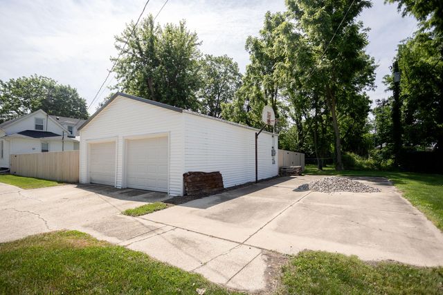 402 G Street, La Porte, IN 46350