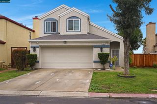 570 Mockingbird Ln, Oakley, CA 94561