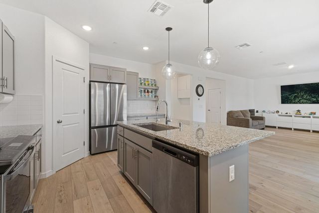 12264 Rocky Ford Way, Rancho Cordova, CA 95742