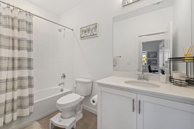 12264 Rocky Ford Way, Rancho Cordova, CA 95742