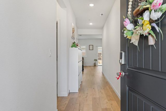 12264 Rocky Ford Way, Rancho Cordova, CA 95742
