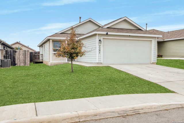 7207 Lavaca Bluff, San Antonio, TX 78218