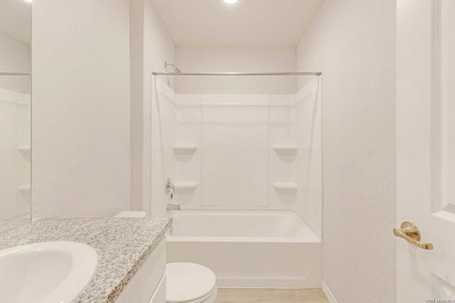 7207 Lavaca Bluff, San Antonio, TX 78218