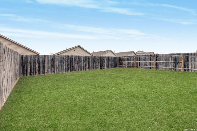 7207 Lavaca Bluff, San Antonio, TX 78218