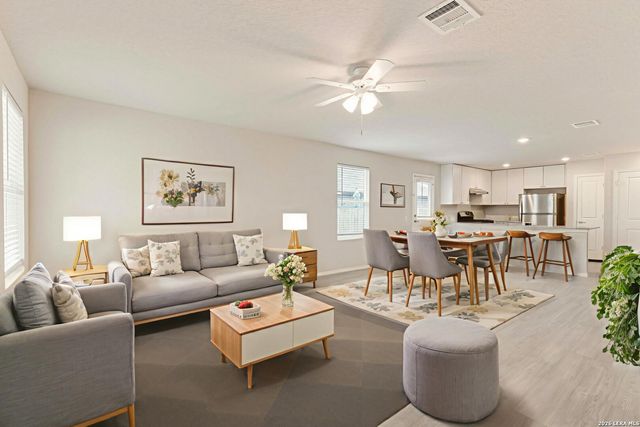 7207 Lavaca Bluff, San Antonio, TX 78218