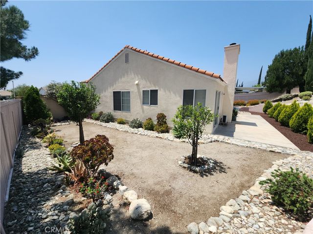 2806 W La Morada Drive, Rialto, CA 92377