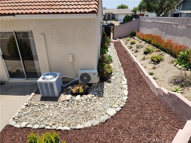 2806 W La Morada Drive, Rialto, CA 92377