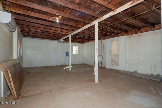 4112 Roxbury Drive, El Paso, TX 79922