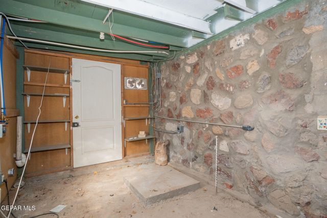 4112 Roxbury Drive, El Paso, TX 79922