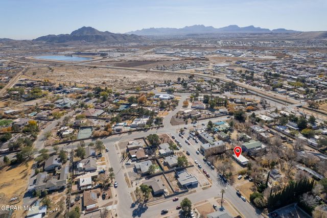 4112 Roxbury Drive, El Paso, TX 79922