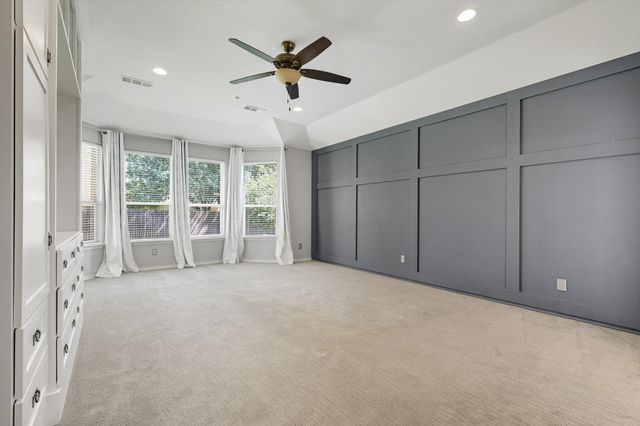 9205 Marble Falls Drive, Arlington, TX 76002