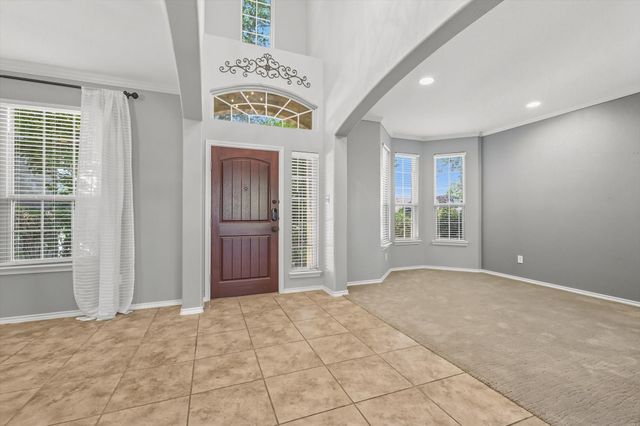9205 Marble Falls Drive, Arlington, TX 76002