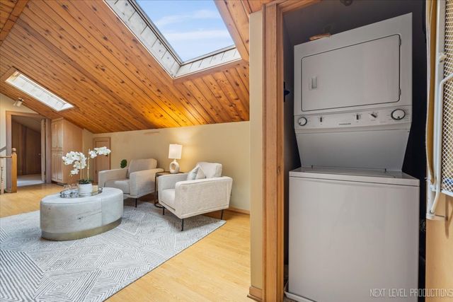 301 Country Club Place, Geneva, IL 60134