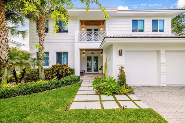 5602 SW 65th Ct, South Miami, FL 33143
