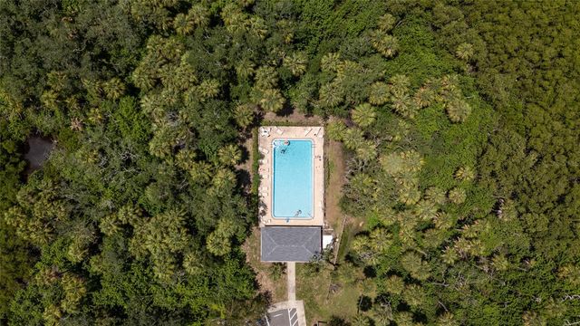 528 VINCINDA CREST WAY, Tampa, FL 33619