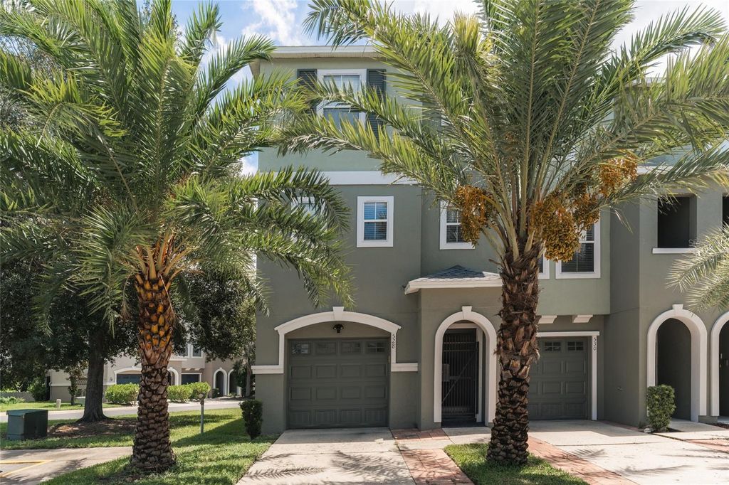 Image 35 of property listing at 528 VINCINDA CREST WAY, Tampa, FL 33619
