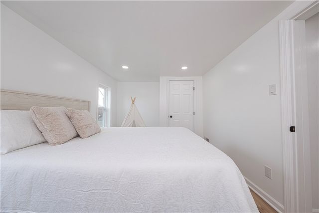 433 Lloyd Ave, Latrobe, PA 15650