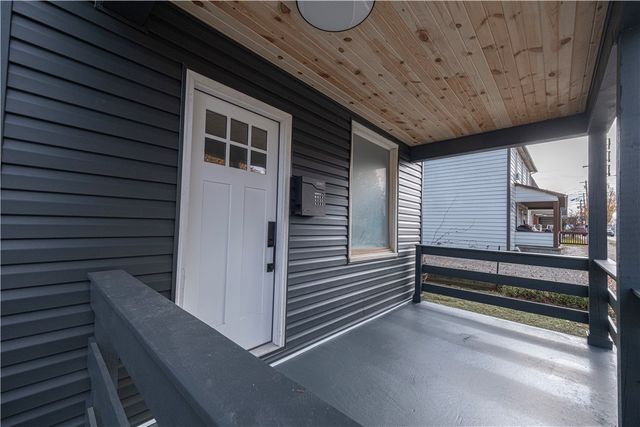 433 Lloyd Ave, Latrobe, PA 15650