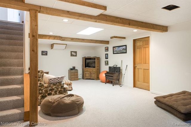 3128 Charlwood Drive, Rochester Hills, MI 48306