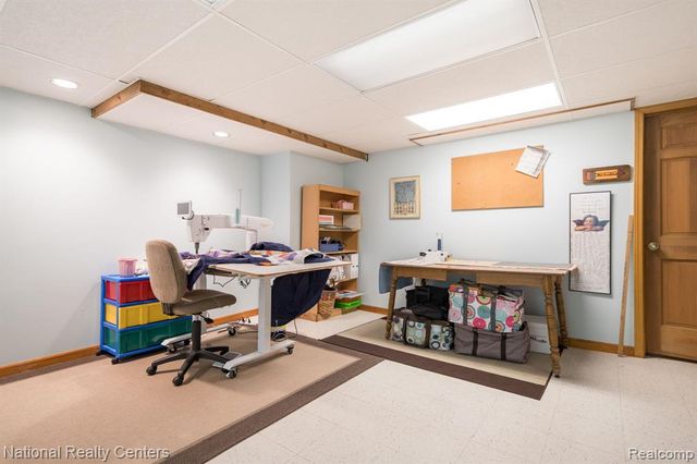 3128 Charlwood Drive, Rochester Hills, MI 48306