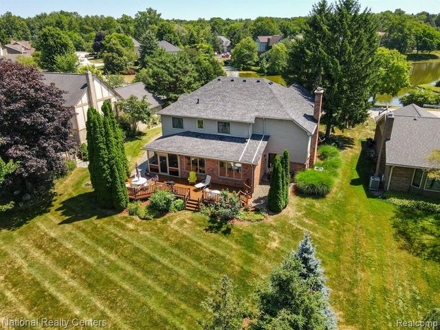3128 Charlwood Drive, Rochester Hills, MI 48306