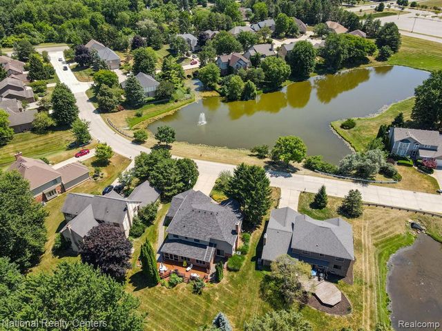 3128 Charlwood Drive, Rochester Hills, MI 48306