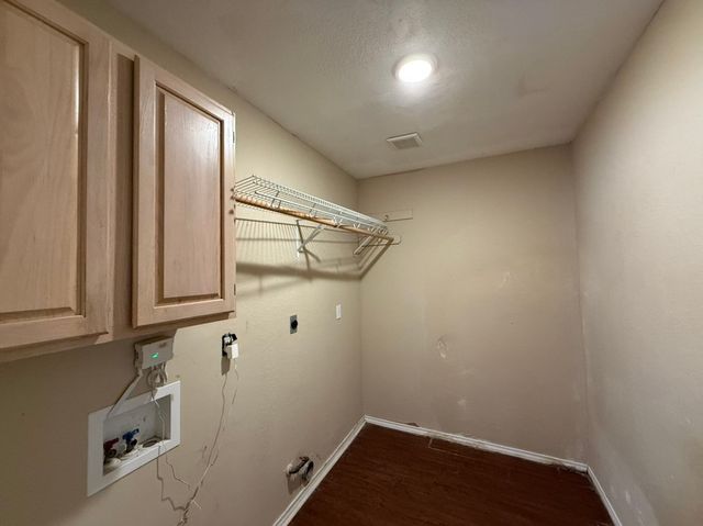 2031 Stillwater Drive, Mesquite, TX 75181
