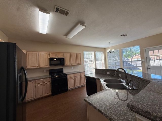 2031 Stillwater Drive, Mesquite, TX 75181