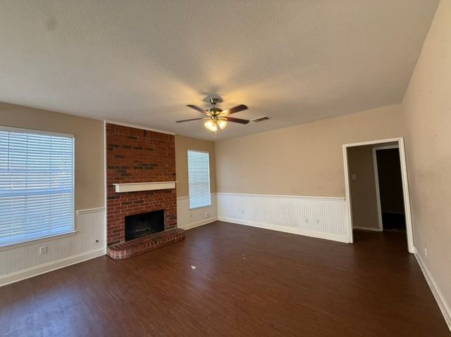 2031 Stillwater Drive, Mesquite, TX 75181